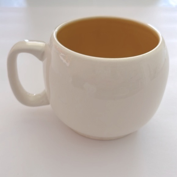 Thirsty round Ceramic Coffee Mug Cup Yellow Glaze pre owned - Picture 3 of 6